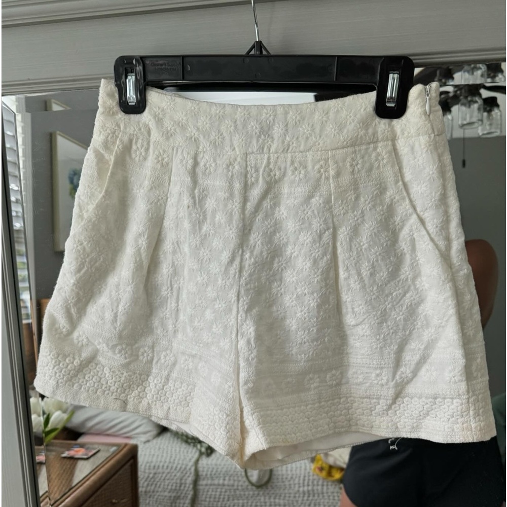 fabrik white shorts size small